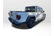 $29000 : Jeep Gladiator 2020 4x4 Spor thumbnail