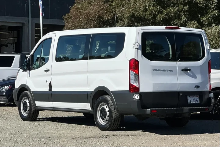 $27400 : Ford Transit 2018 150 XL 3dr image 6