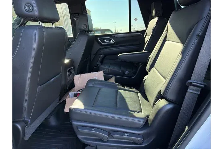 $39998 : Chevrolet Tahoe 2021 4x4 Z71 image 8