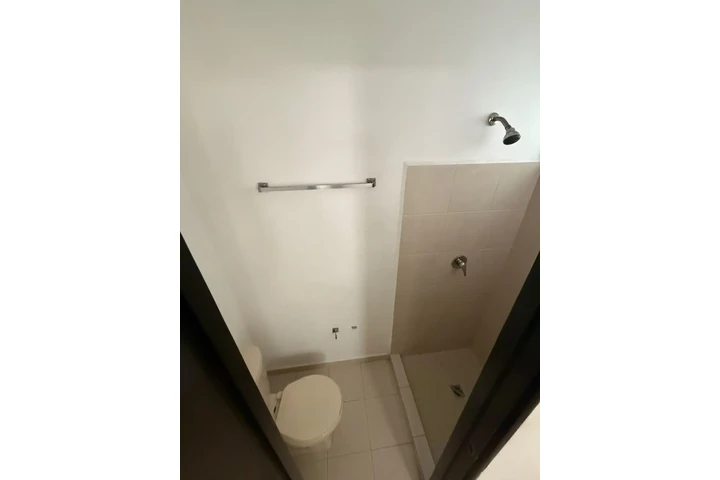 $5000000 : Casa en Alcatraces Residencial image 6