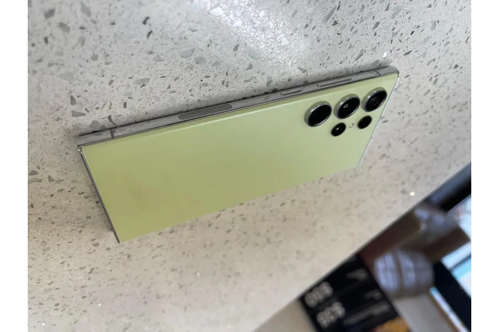 $675 : Samsung Galaxy S23 ULTRA 5G image 5