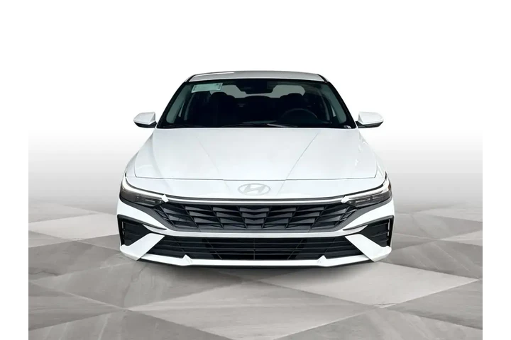 $26262 : Hyundai ELANTRA 2026 SE 4dr image 3