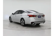 $16998 : Nissan Altima 2019 2.5 SV 4d thumbnail