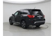 $16998 : Nissan Pathfinder 2018 4x4 P thumbnail