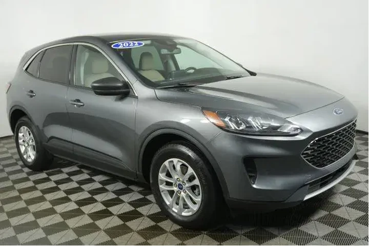 $21000 : Ford Escape 2022 AWD SE 4dr image 2