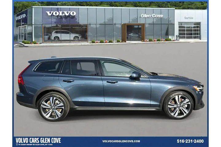 $38000 : Volvo V60 Cross Country 2023 image 4