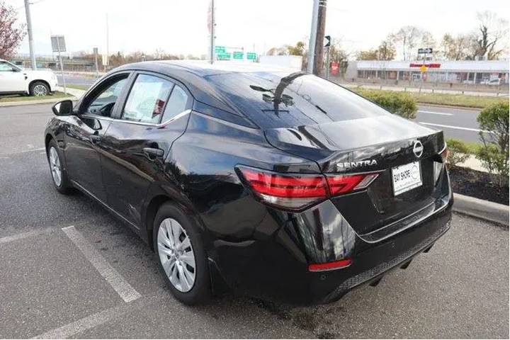 $17304 : Nissan Sentra 2025 S 4dr Sed image 8