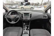 $12975 : 2017 Cruze LT Auto thumbnail