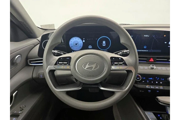 $20998 : Hyundai ELANTRA 2024 SEL 4dr image 10