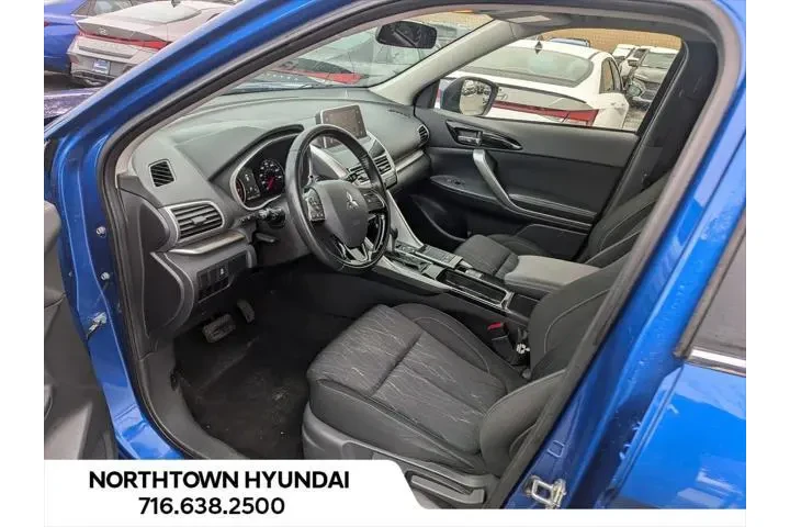 $14700 : Mitsubishi Eclipse Cross 201 image 9