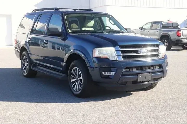 $10820 : Ford Expedition 2016 4x2 XLT image 3