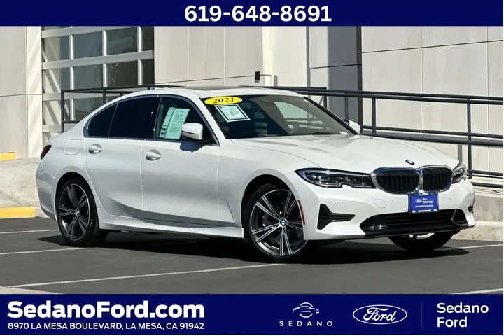 $28400 : BMW 3 Series 2021 330e 4dr S image 1