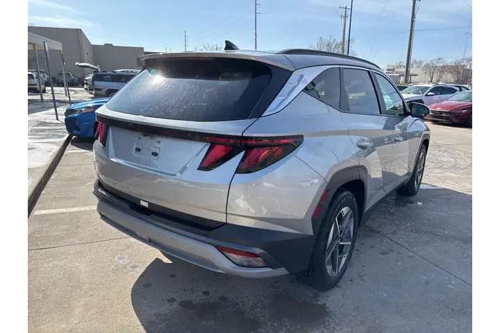 $24998 : Hyundai TUCSON 2025 SEL 4dr image 5