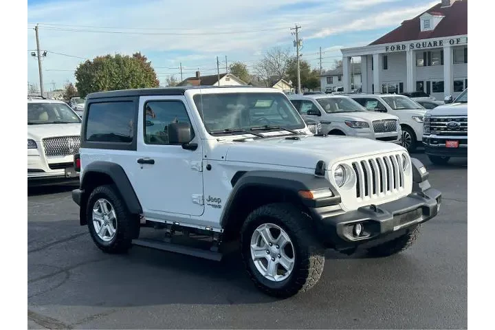 Jeep Wrangler 2020 4x4 Sport image 3