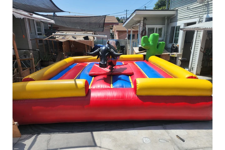 Carpas y toros mecanicos image 5