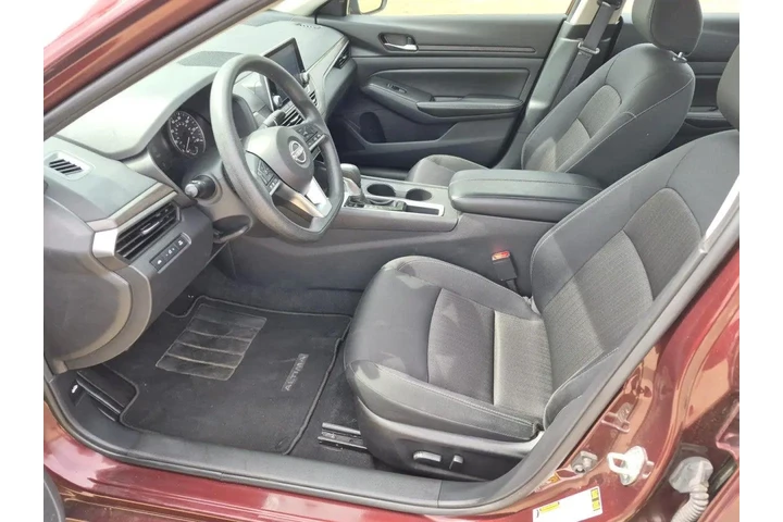 $20902 : Nissan Altima 2025 2.5 SV 4d image 9