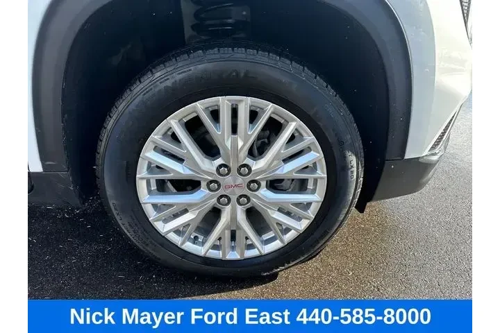 $31282 : GMC Acadia 2024 Elevation 4d image 9