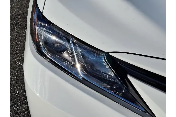 $20288 : Toyota Camry 2022 AWD LE 4dr image 9