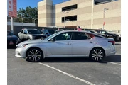 $20998 : Nissan Altima 2021 2.5 SR 4d thumbnail