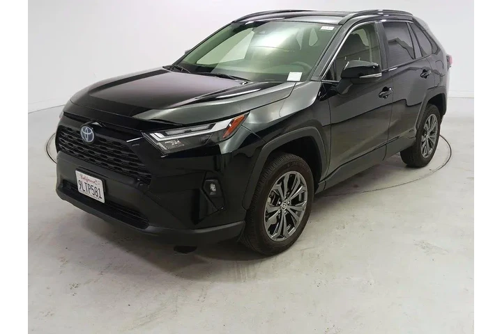 $38998 : Toyota RAV4 Hybrid 2024 AWD image 3