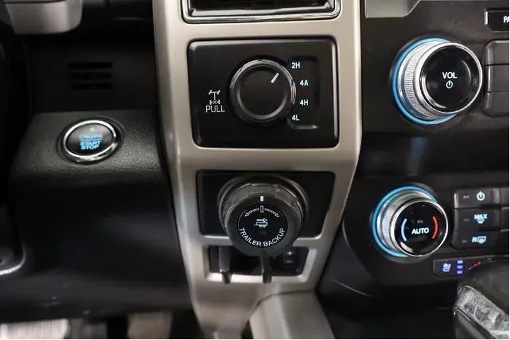 $32762 : Ford F-150 2019 4x4 Lariat 4 image 9