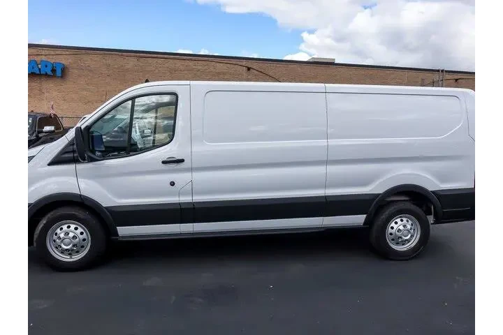 $27933 : Ford Transit 2021 AWD 250 3d image 5
