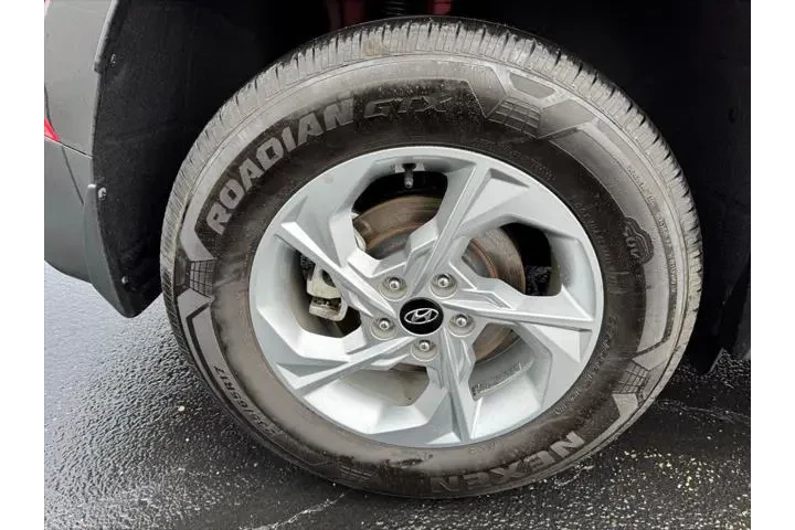 $25990 : Hyundai TUCSON 2023 AWD SEL image 9