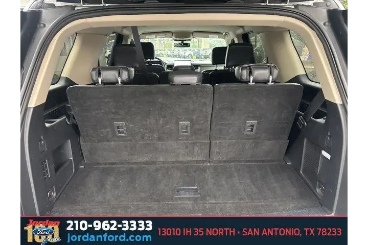 $39134 : Ford Expedition 2024 4x2 XLT image 10