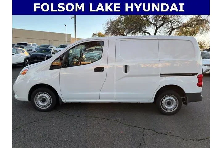$20991 : Nissan NV200 2020 S 4dr Carg image 4
