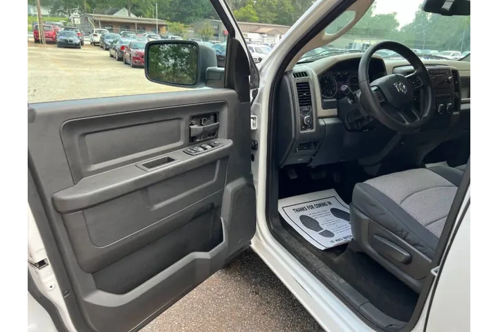 $11499 : 2012 RAM 1500 Tradesman image 10
