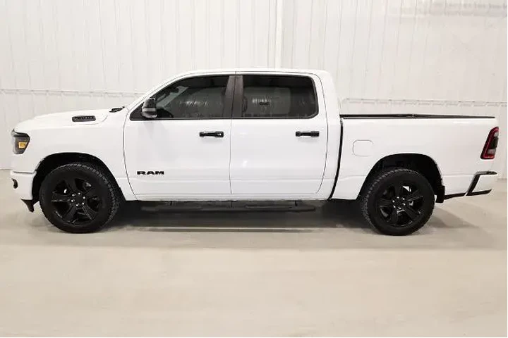 $39500 : Ram 1500 2023 4x4 Big Horn 4 image 6