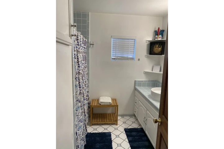 $5000 : Casa de Renta con Piscina image 9