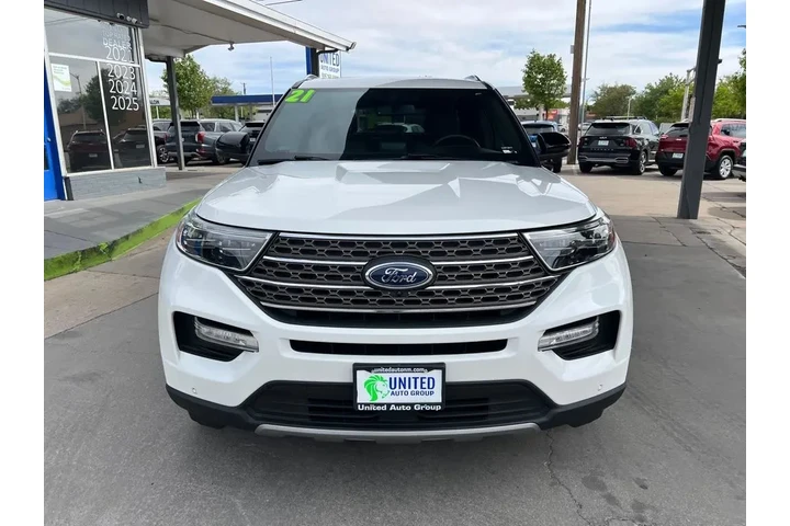 2021 Explorer King Ranch AWD image 2