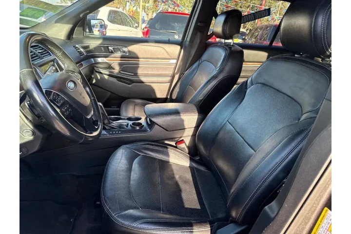 $15999 : 2017 Explorer Limited image 8