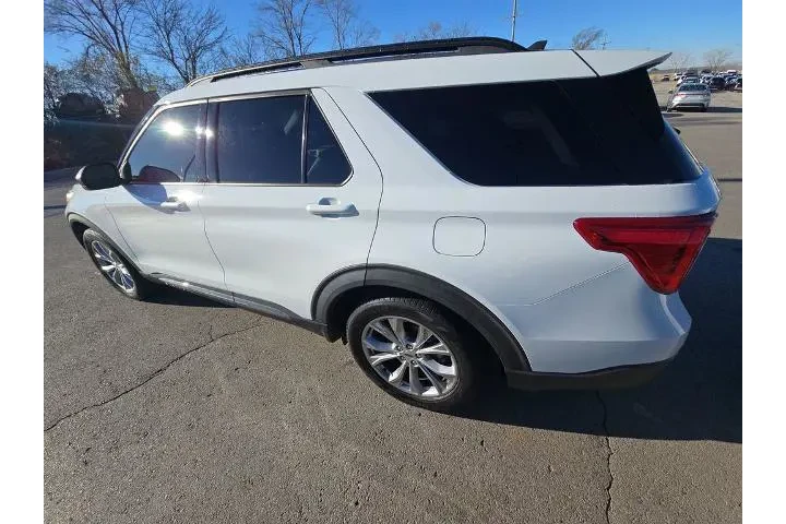 $19999 : Ford Explorer 2021 XLT 4dr S image 6