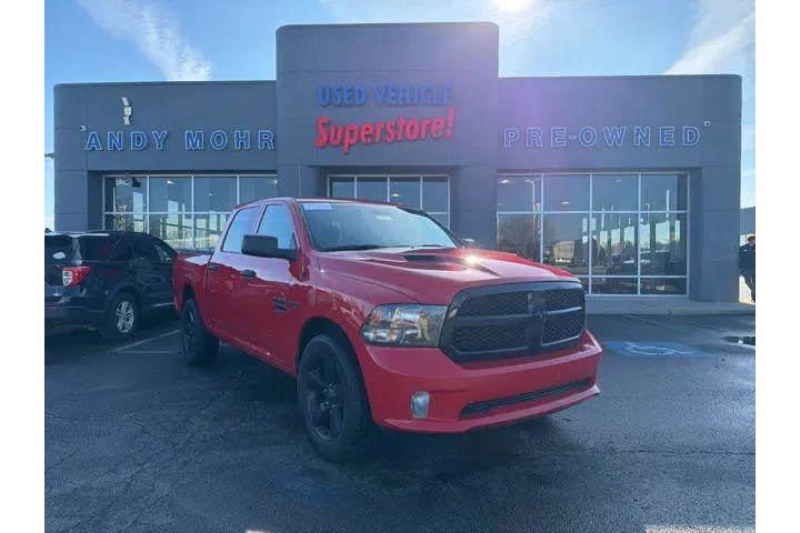 $26995 : Ram 1500 Classic 2019 4x4 Tr image 1