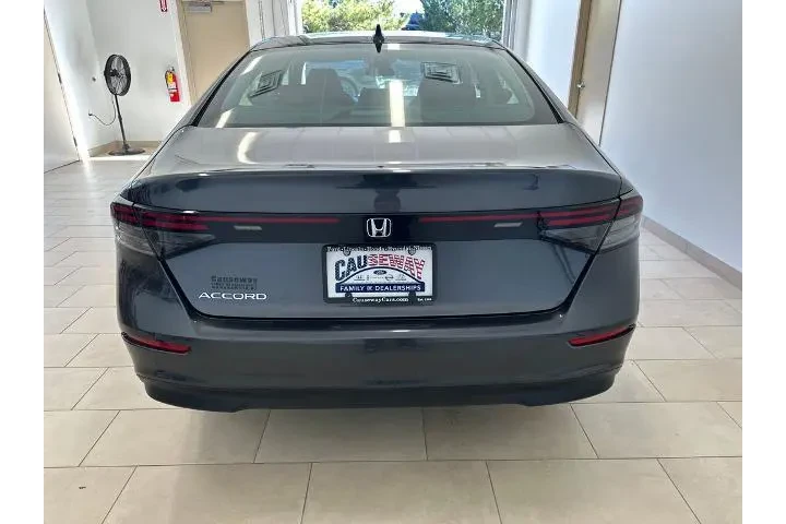 $25224 : Honda Accord 2024 EX 4dr Sed image 6