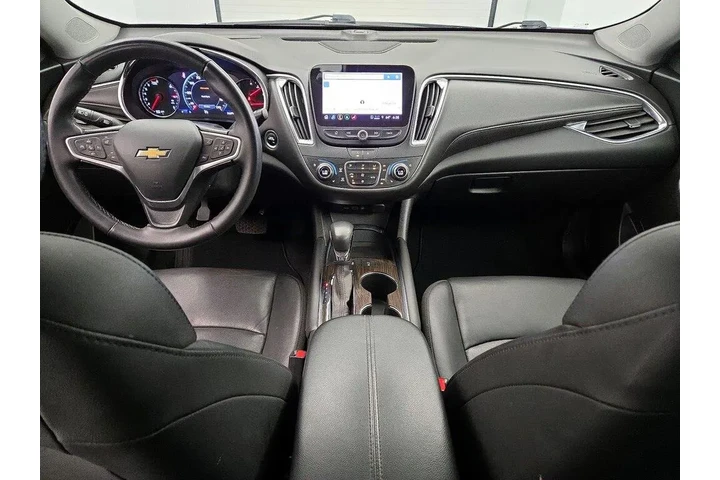 $21998 : Chevrolet Malibu 2023 LT 4dr image 9