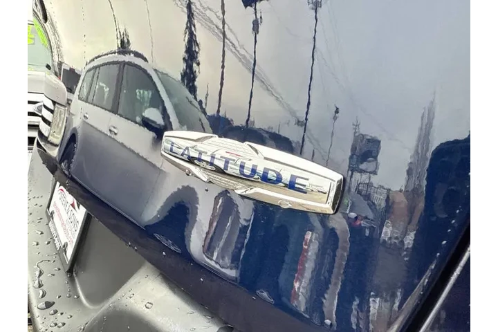 $8750 : 2015 Cherokee Latitude image 10