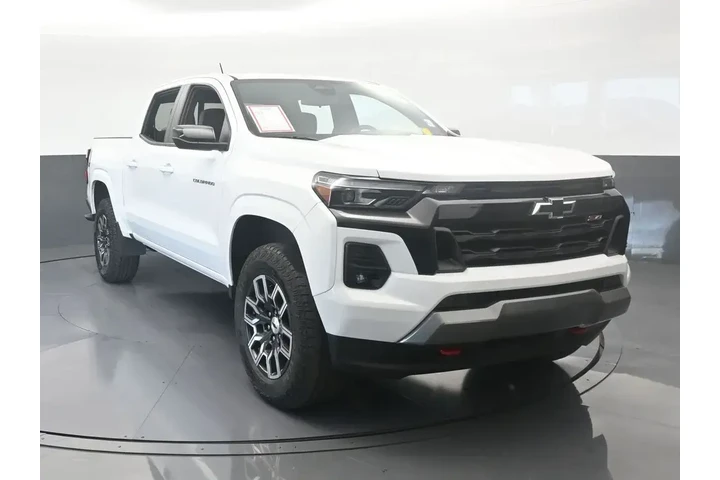 $33989 : Chevrolet Colorado 2023 4x4 image 9