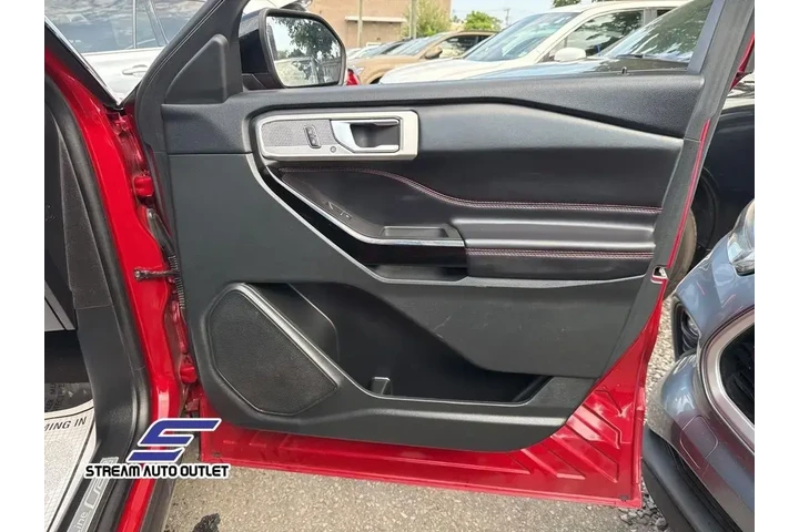 $32790 : Ford Explorer 2023 AWD ST-Li image 10