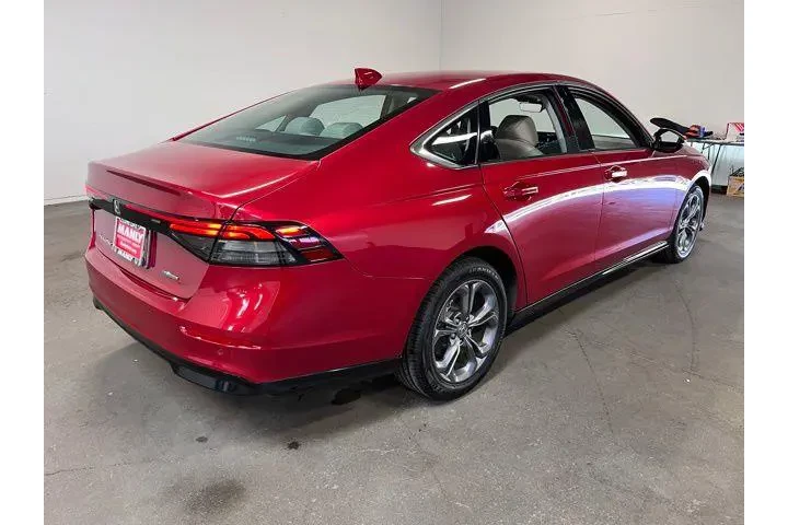 $28906 : Honda Accord Hybrid 2023 image 3