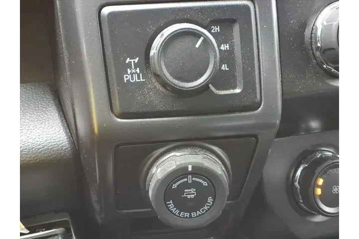 $29607 : Ford F-150 2019 4x4 XLT 4dr image 9