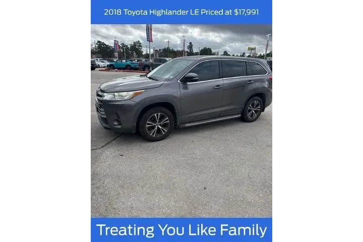 $17991 : Toyota Highlander 2018 LE 4d image 1