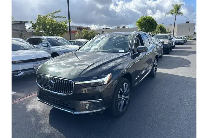 $33995 : Volvo XC60 Recharge 2022 eAW image 1