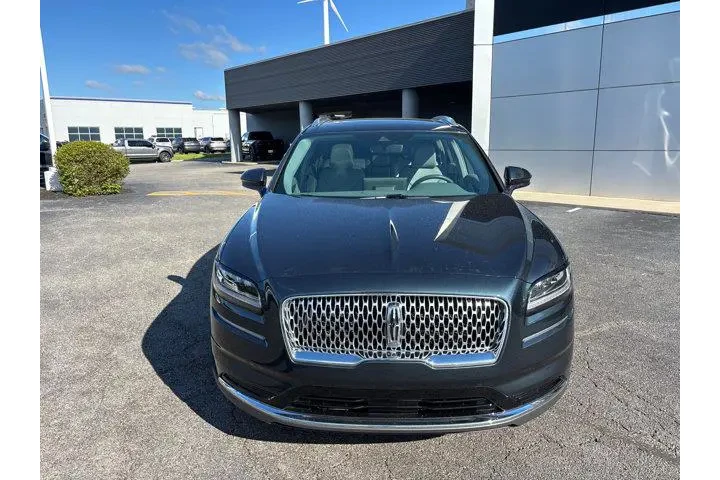 $33985 : Lincoln Nautilus 2022 AWD Re image 2