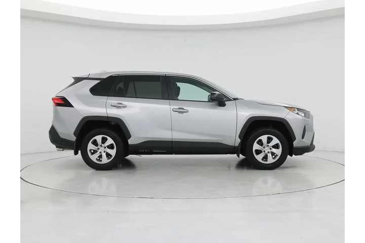 $26998 : Toyota RAV4 2022 LE 4dr SUV image 7
