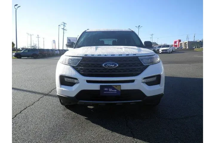 $36980 : Ford Explorer 2023 AWD XLT 4 image 2