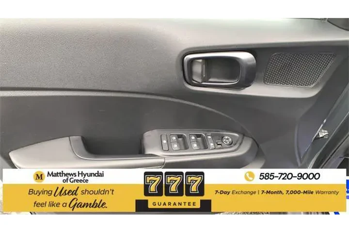 $20990 : Hyundai VENUE 2025 Limited 4 image 10