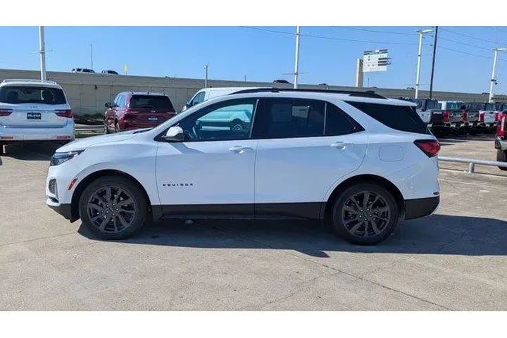 $22495 : Chevrolet Equinox 2024 RS 4d image 6